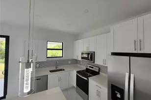 886 Milwaukee Blvd, Lehigh Acres, FL 33974 - Photo 4