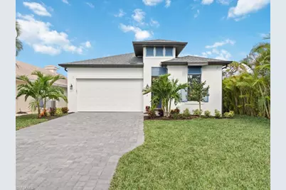 837 99th Ave N, Naples, FL 34108 - Photo 2