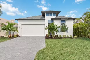 837 99th Ave N, Naples, FL 34108 - Photo 2