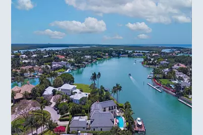 3580 Gin Ln, Naples, FL 34102 - Photo 4