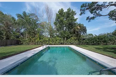 1281 Diana Ave, Naples, FL 34103 - Photo 2