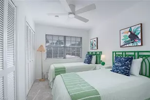 1281 Diana Ave, Naples, FL 34103 - Photo 14