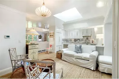 295 6th St N, Naples, FL 34102 - Photo 12