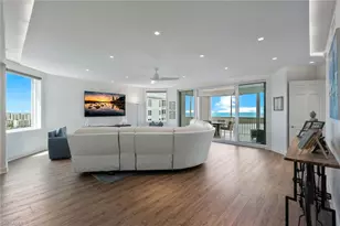 275 Indies Way, Naples, FL 34110 - Photo 8