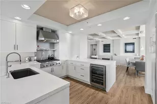 275 Indies Way, Naples, FL 34110 - Photo 12