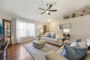 1131 NW 28th Pl, Cape Coral, FL 33993 - Photo 4