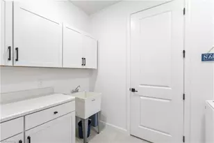 10475 Ventana Ln, Naples, FL 34120 - Photo 20