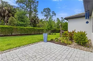 10475 Ventana Ln, Naples, FL 34120 - Photo 24