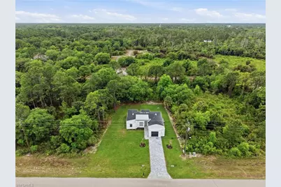 669 Windermere Dr, Lehigh Acres, FL 33972 - Photo 36