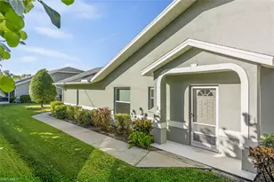 1704 Royal Cir, Naples, FL 34112 - Photo 2