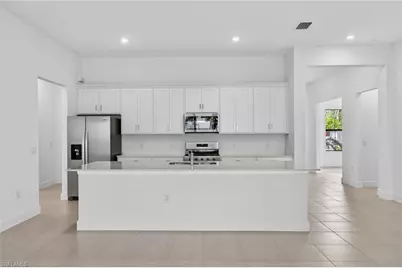 24605 Marina Del Ray Dr, Bonita Springs, FL 34135 - Photo 4