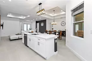 569 Desoto Blvd S, Naples, FL 34117 - Photo 12