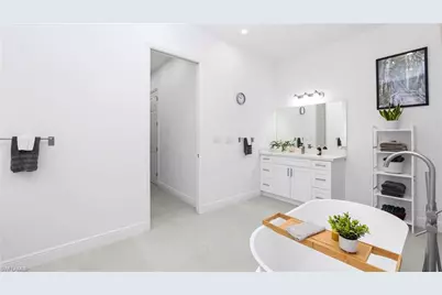 569 Desoto Blvd S, Naples, FL 34117 - Photo 28