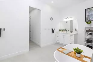 569 Desoto Blvd S, Naples, FL 34117 - Photo 28