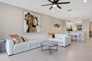 9378 Pocida Ct, Naples, FL 34119 - Photo 4