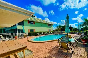 200 Valley Stream Dr, Naples, FL 34113 - Photo 14