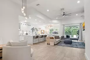 16196 Parque Ln, Naples, FL 34110 - Photo 2