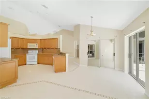 2053 E Crown Pointe Blvd, Naples, FL 34112 - Photo 10