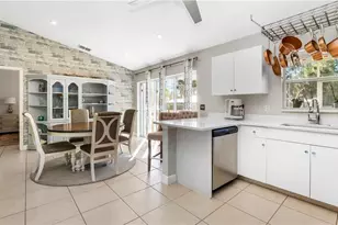 3340 2nd Ave SE, Naples, FL 34117 - Photo 4