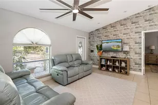 3340 2nd Ave SE, Naples, FL 34117 - Photo 10