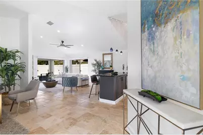 11049 Longshore Way W, Naples, FL 34119 - Photo 4