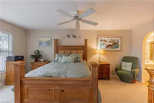 4410 Chantelle Dr, Naples, FL 34112 - Photo 12