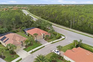 7932 Princeton Dr, Naples, FL 34104 - Photo 38