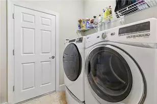 7932 Princeton Dr, Naples, FL 34104 - Photo 30