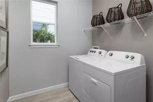 1541 Panoramic Vis Ave, Naples, FL 34114 - Photo 16