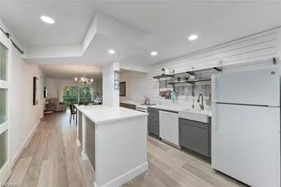 72 7th St S #310, Naples, FL 34102 - Photo 1