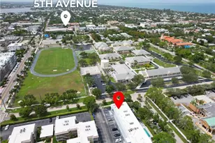 72 7th St S, Naples, FL 34102 - Photo 18