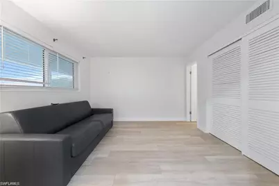 72 7th St S #310, Naples, FL 34102 - Photo 14