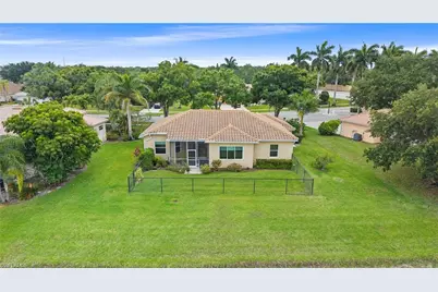 3323 Mystic River Dr, Naples, FL 34120 - Photo 34