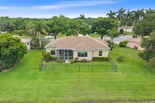 3323 Mystic River Dr, Naples, FL 34120 - Photo 34