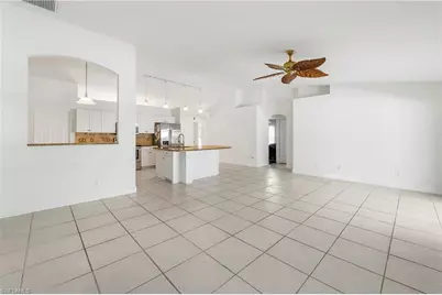 821 22nd St SE, Naples, FL 34117 - Photo 8