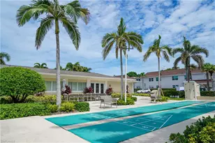 658 Broad Ave S, Naples, FL 34102 - Photo 32