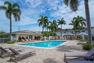 658 Broad Ave S, Naples, FL 34102 - Photo 36