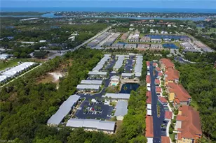4635 Bayshore Dr, Naples, FL 34112 - Photo 22