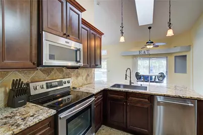 1929 SW 54th Ln, Cape Coral, FL 33914 - Photo 8