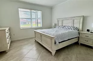 2066 Tamarron Ln, Naples, FL 34120 - Photo 12