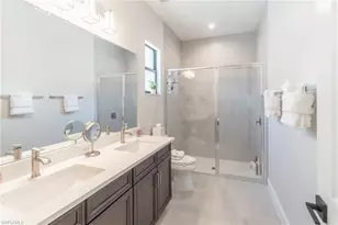 822 105th Ave N, Naples, FL 34108 - Photo 14