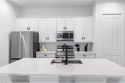 551 97th Ave N, Naples, FL 34108 - Photo 8