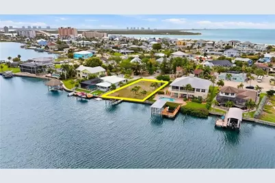 8061 Lagoon Rd, Fort Myers Beach, FL 33931 - Photo 14