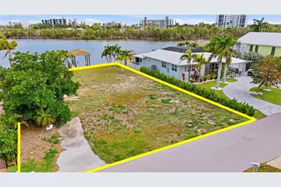 8061 Lagoon Rd, Fort Myers Beach, FL 33931 - Photo 8