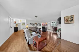 443 Castle Dr, Naples, FL 34119 - Photo 16
