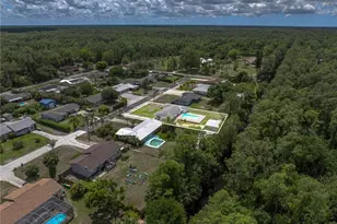 443 Castle Dr, Naples, FL 34119 - Photo 38