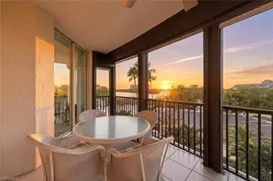 430 Cove Tower Dr, Naples, FL 34110 - Photo 2