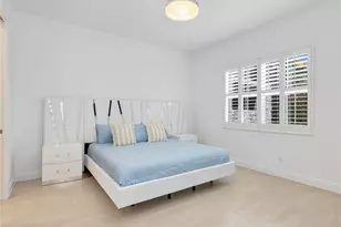 9052 St Lucia Dr, Naples, FL 34114 - Photo 4