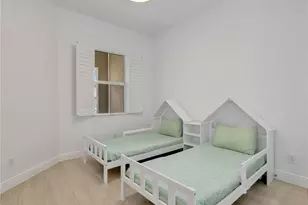 9052 St Lucia Dr, Naples, FL 34114 - Photo 28