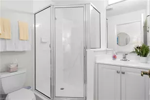 290 4th St S, Naples, FL 34102 - Photo 12